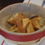 ブラッスリー・ヴィロン - バゲット