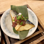 TSUKUMO食堂 - 鯖の塩焼き梅おろし