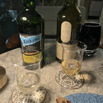 アップステアーズ - 