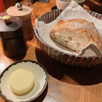 ザ タヴァン グリル＆ラウンジ - 