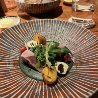 ザ タヴァン グリル＆ラウンジ - 