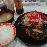 Matsuriya - ハンバーグ定食　690円