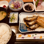てら田 - いわしの煮物定食＝700円 税込