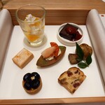 水信ブルック＆ファクトリー - 二の重(初春小菓子)7品