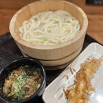 丸亀製麺 - 
