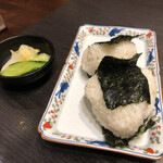 はす家 - おにぎり、昆布。。一つと思ったら。。二個(≧∀≦)