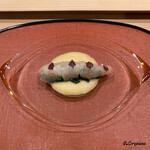 御料理 寺沢 - 白ボタン海老の昆布〆に寒締め菠薐草に菊花にすりおろし林檎