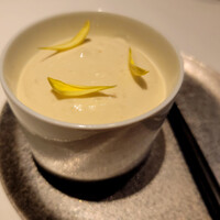 レストラン リューズ - 前菜①
                      甘エビのタルタル