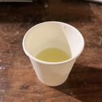 Torikura - 食前の緑茶    殺菌作用があるとの事。