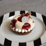 PATISSERIE ASAKO IWAYANAGI - ピュイダムール