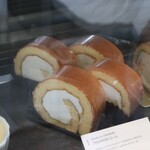 PATISSERIE ASAKO IWAYANAGI - ロールケーキ