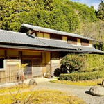 Roan Matsuda Sasayama Ten - ◎丹羽篠山の里山にある『ろあん松田』は京都駅からレンタカーで1時間半くらいの距離。