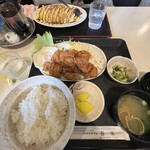 ドライブイン春来 - 唐揚げ定食