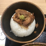 麺屋 つくし - ワサビかと思ったら柚子胡椒。

