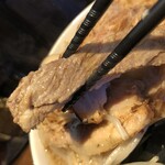 本気の焼豚 プルプル食堂 - 焼豚20㎜（2㎝）ぐらい