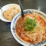 193466208 - 麻辣刀削麺¥790＋半炒飯¥210