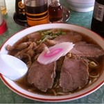 上山 - チャーシュー麺。チャーシューいっぱい。