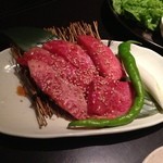 炭火焼肉 我流 - カルビ・タレ