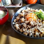 Nagahama Wasshoi - 炙りチャーシュー丼 大盛（卵黄入り）