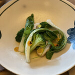 MAISON CINQUANTECINQ - アンコウのお料理。ソースもパンですくって食いました。