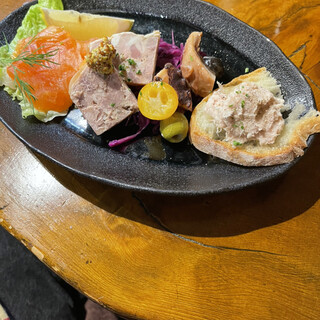 ビストロ グラスアヴー_1