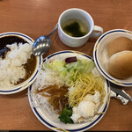 ステーキガスト - カレー&健康サラダバー（599円）から取りました。
