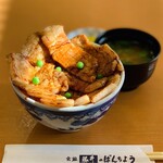 ぱんちょう - 豚丼 華