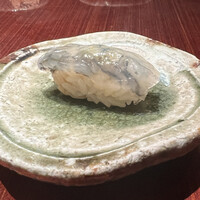 鮨　銀座　鰤門 - 海老の昆布〆