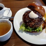 MORI'S BURGER - 珈琲¥300　スープはサービス