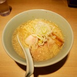 まるえ中華そば - 朝ラーメン600円
