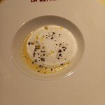 ラ・ベットラ・ダ・オチアイ カナザワ - 白菜の温かいスープ　カプチーノ仕立て