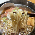 中華蕎麦 とみ田 - 「ラーメン（神保町、大井町流）醤油」920円
