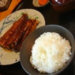 うなぎの美鶴 - うな重　別皿で提供