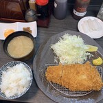 Mashio Sango Hachi - ロースカツ定食全体像