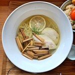 Menya Kappou Tsukuri Take - ♦︎天草大王とツクリ茸の塩ラーメン