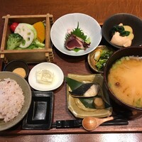 ダイナミックキッチン＆バー 響 風庭 赤坂 - 一汁五菜膳