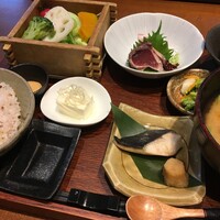 ダイナミックキッチン＆バー 響 風庭 赤坂 - 一汁五菜膳