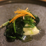 ラ　ティエラ - 的矢かき、ホウレン草、ピルピル