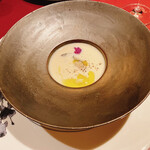 オステリア インクローチ - 牡蠣のスープ