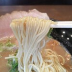 白湯麺専門店 丸福ラーメン - アップ