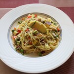 BAROLO - 彩り野菜とバジルのペペロンチーノ