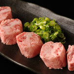 Tendai Shouten - 厚切りなのでよく焼いて！肉の甘味がバツグン！『トロゲタカルビ』