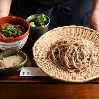 ◎郡上の季節野菜「自然薯」を使った蕎麦を楽しむ－。