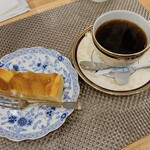 茶処しんり - ケーキセット(700円)