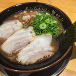 あなたの心を鷲掴み - 鷲掴みとんこつ