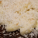 ファイ - 洋梨のカルパッチョ風 タレッジョチーズかけ