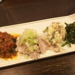 金町製麺 - おつまみ盛り合わせ