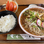 Shichifuku Oshi Yokuji Dokoro - ラーメン定食