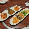 草家 - キムチ盛り合わせのナムル。カクテキが美味しかった♪