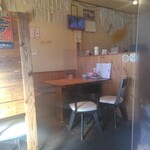 げんき食堂 - テーブル席